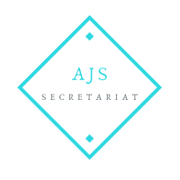 Photo de Secrétaire à Les Pineaux