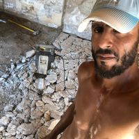 multi services bâtiment ( maçonnerie ,carrelage ... petit et gros oeuvres de rénovation)  Hautefage la tour 