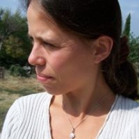 Photo de Garde d'enfants à Montaren Et St Mediers